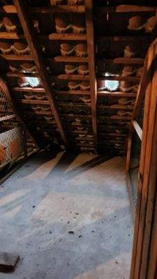 Zusätzlicher Stauraum: Dachboden-Abteil