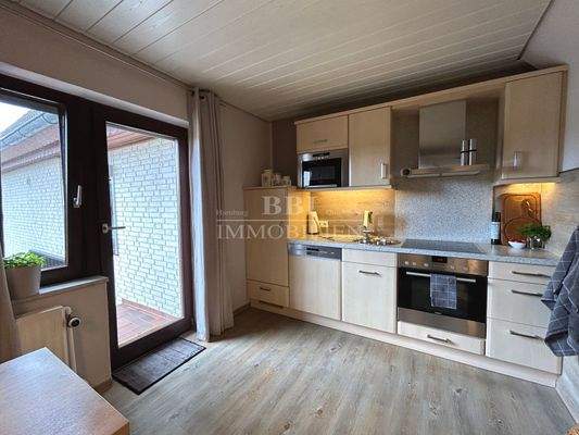 Sehr gepflegte Einbauküche...