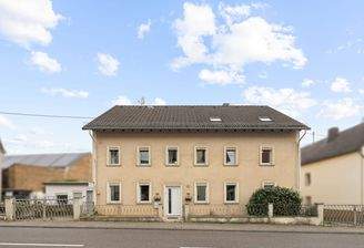 Außenansicht frontal