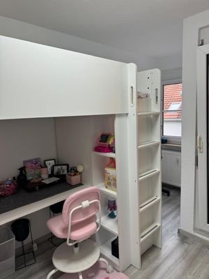 Kinderzimmer 2 Bild 4.jpg