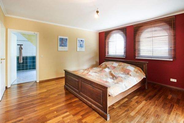 Wohnhaus 1.OG. Eltern