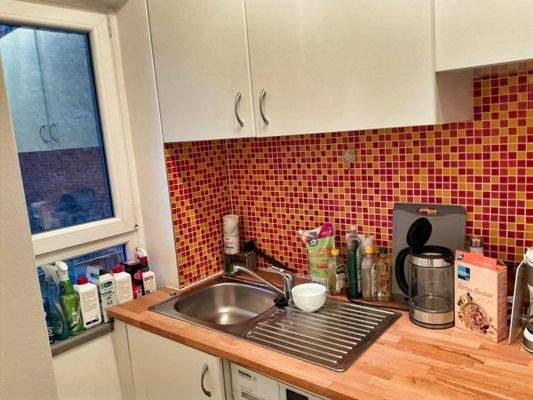 Einbauküche mit Waschmaschinenanschluss