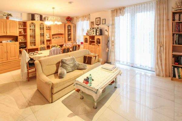 Wohnbereich-Einliegerwohnung-UG