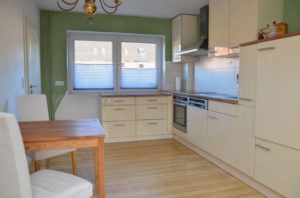 9057MS-06 Schicke Einbauküche