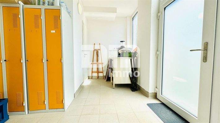 EG Zugang 3 Lagerbereich / Gäste WC