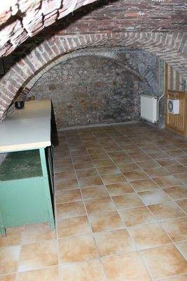 Gewölbekeller Hofseite