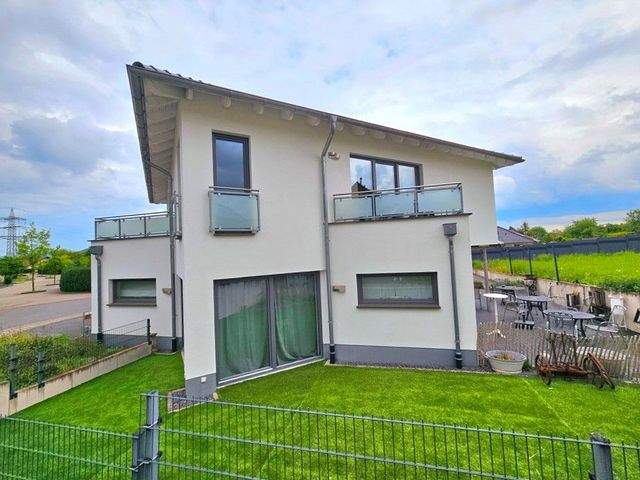 Ein-/Zweifamilienhaus in beliebter Wohnlage von Mayen Hausen