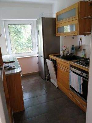 Vollholz Einbauküche mit Geräten