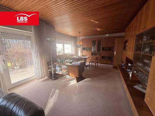 Wohn-/Essbereich - Zugang Garten