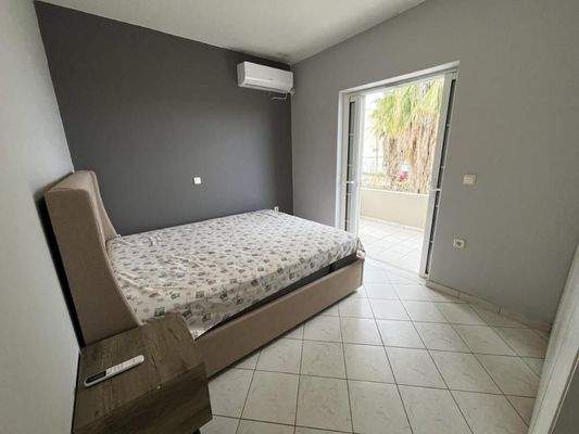 Kreta – Voll möblierte 2-Zimmer-Wohnung in Chania-Mournies zu verkaufen