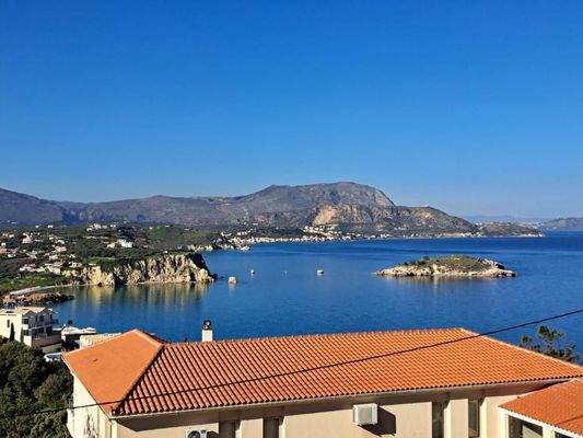 Kreta - Plaka: Wohnung mit Berg- und Meerblick zu verkaufen