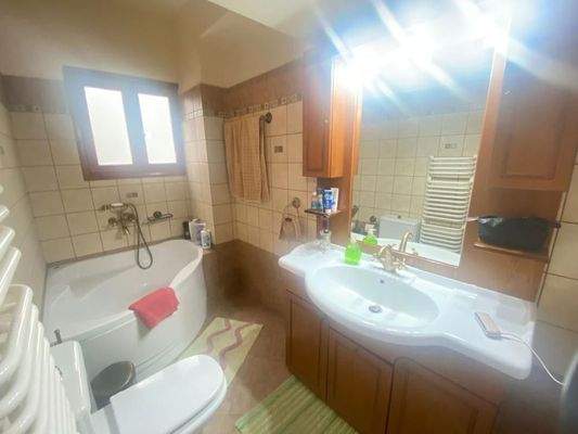 Kreta, Armeni bei Chania: Zwei-stöckiges Haus mit Dachboden in Armenoi zu verkaufen