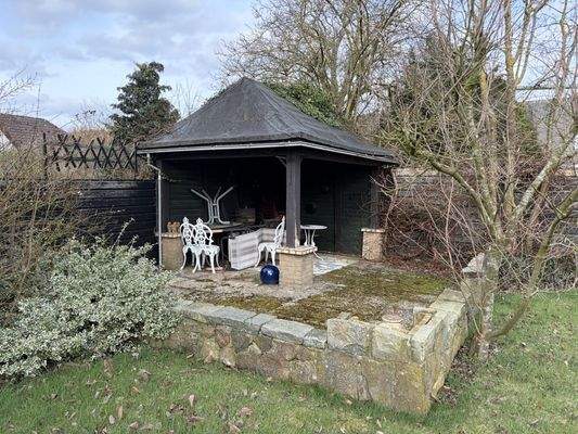 überdachter Freisitz_Gartenpavillon