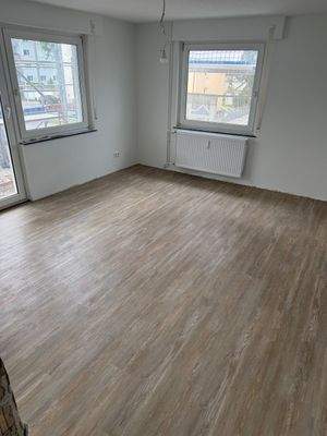 WG- Zimmer mit Balkon.jpg