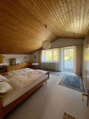 Schlafzimmer Dachgeschoß.JPEG