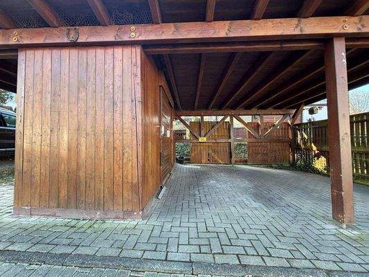 Ansicht vom Carport - Stelplatz 