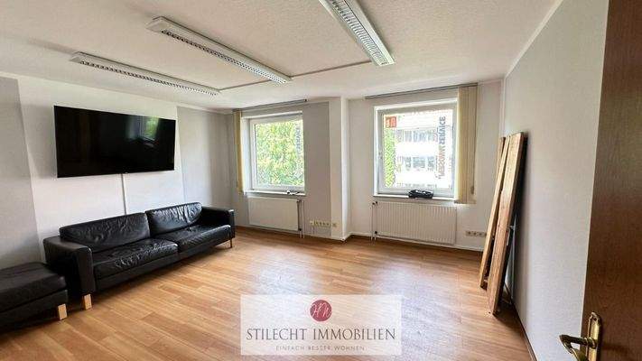 Büro 1 -ohne Einrichtung-