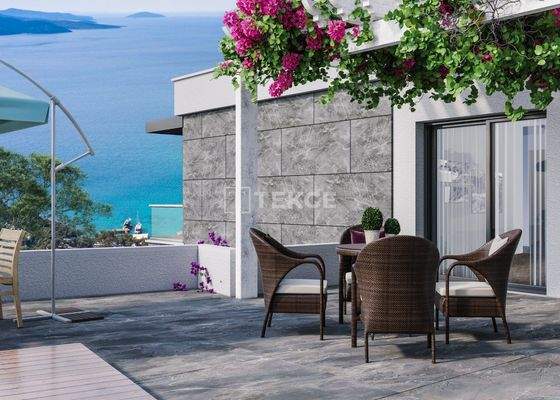 Sea View Villas with Outbuildings in Bodrum Muğla