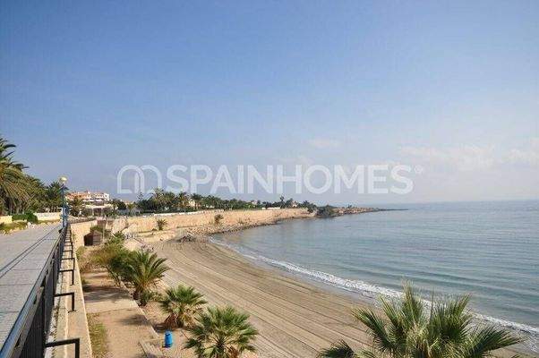 Elegant Apartments with Sea View in Punta Prima Costa Blanca