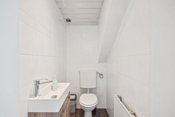 DG Gäste WC