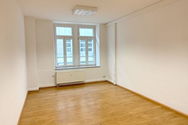 Büro-3