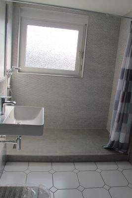 ebenerdige Dusche.JPG