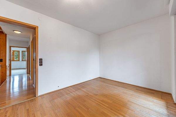 Kinder-/Gäste-/Arbeitszimmer