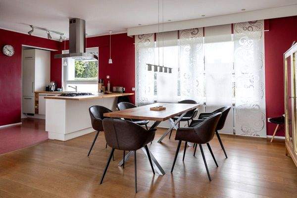 Essbereich mit Küche