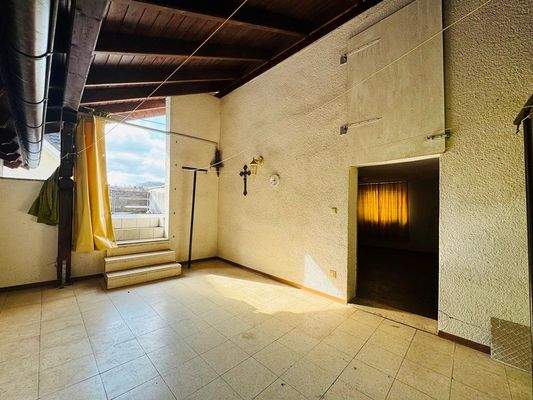 Zwischenpodest Nebengebäude