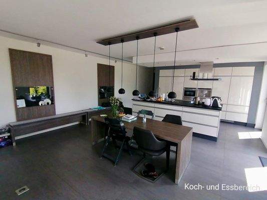 Koch- und Essbereich EG.jpg