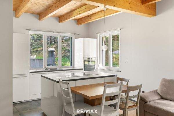 Wohnung Küche und Wohnbereich 2