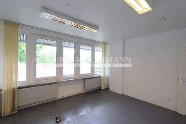 M2420 Behandlungsraum 2