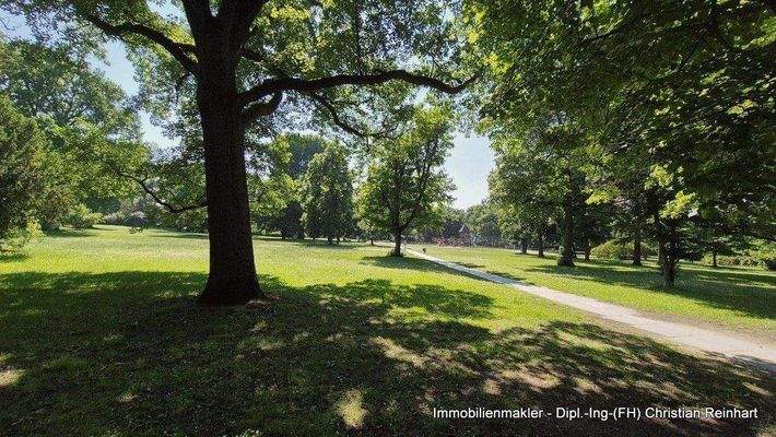 9b Außen Stadtpark Eingang (5).jpg