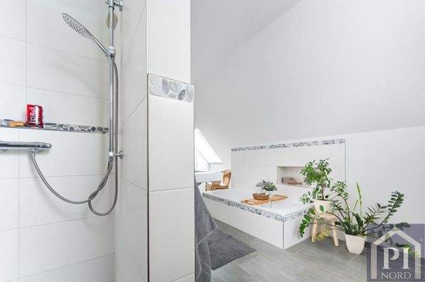 Durchdachte T-förmige Aufteilung