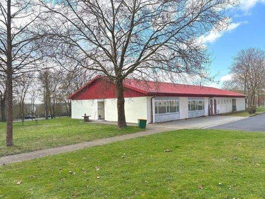 Nord- Ost- Ansicht / Seiteneingang