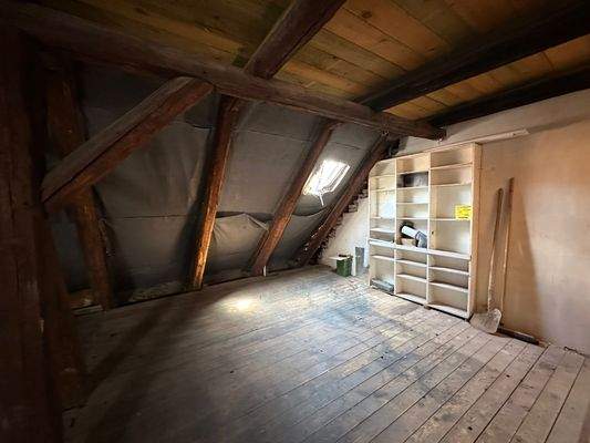 35 dachboden-mehrfamilienhaus-duderstadt-rkm-immobilienkontor.jpg