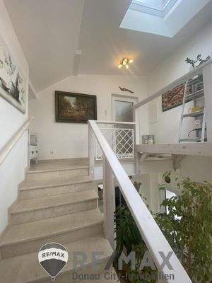 03 Stiegenhaus zum Wohnungseingang