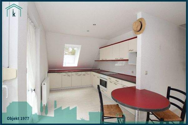 1977 DG Küche mit Essplatz.jpg