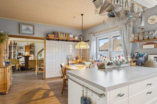 Esszimmer mit Küche