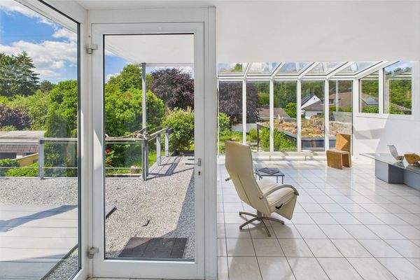 Terrasse + Wintergarten Parterre rechts