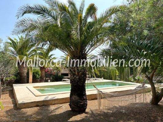 F 10084-SO FINCA M MEHREREN WOHNEINHEITEN MALLORCA