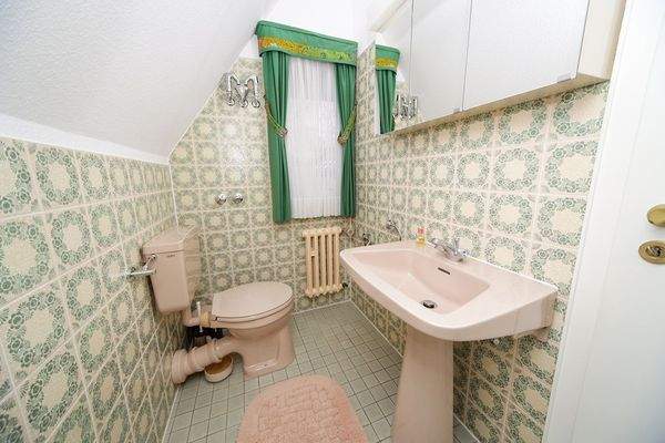 15 - Bad Dachgeschoss