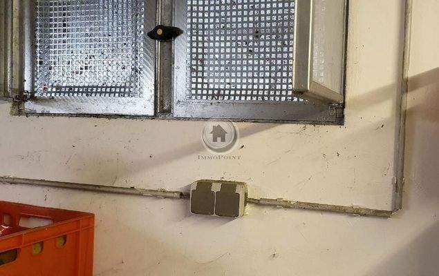 Keller - Strom und Fenster