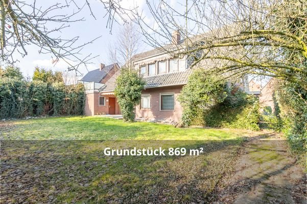08Grundstück.jpg