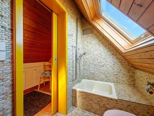 Bad Dachgeschoss Kinderzimmer