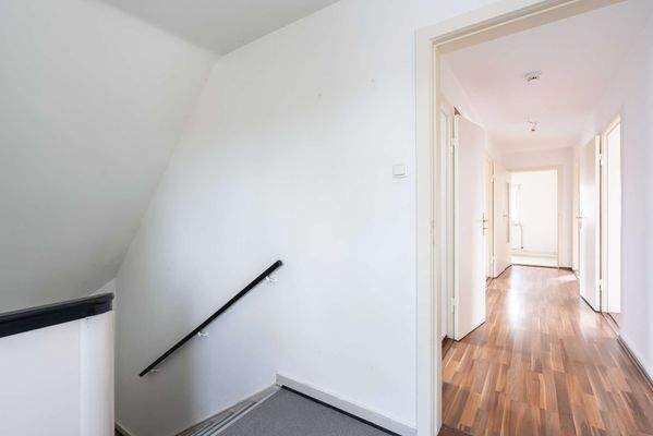 Treppenhaus / Eingang 