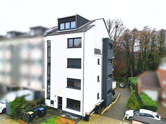 Mehrfamilienhaus / Vorderansicht