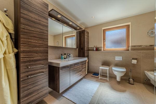 Badezimmer EG