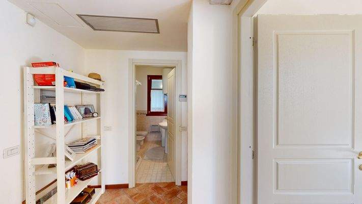 PR-024-97-Appartamento-con-doppi-giardini-al-Garda