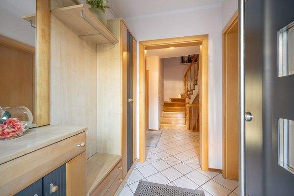 Flur Eingangsbereich/Gaderobe